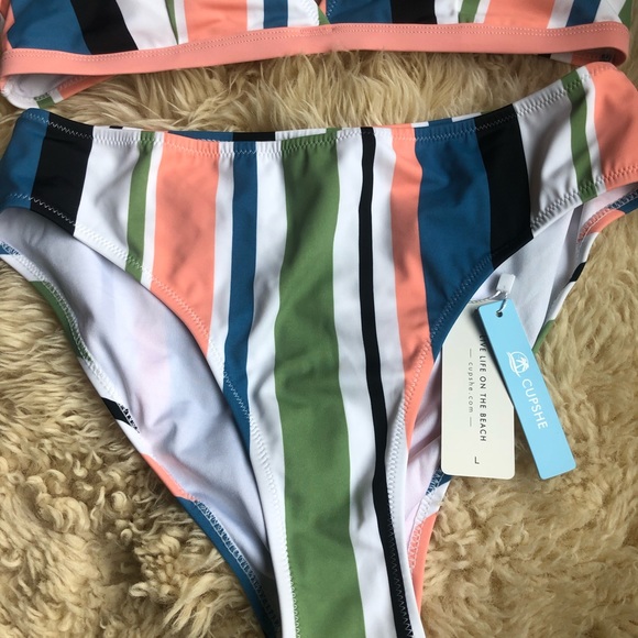 Cupshe striped bikini large NWT - Picture 3 of 5